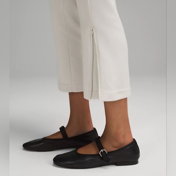 Lululemon ribbed Softstreme Zip-leg Crop 25' In Bone Size 14 - Picture 3 of 8